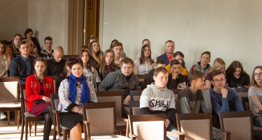 ATV skolēni gūst panākumus RTA Informācijas dienas orientēšanās spēlē „Atrodi, uzzini, izvēlies!”