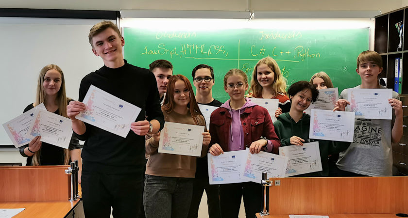 Austrumlatvijas Tehnoloģiju  vidusskola organizē pasākumus Code Week ietvaros