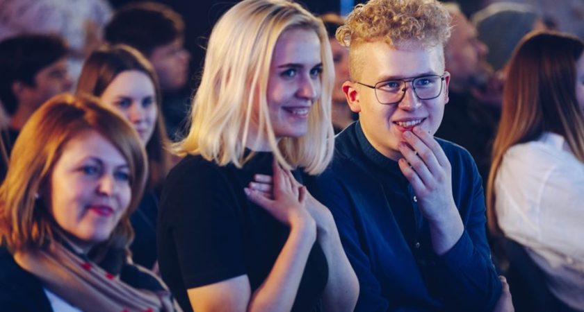 Daudz spilgtu emociju un atkalsatikšanās prieks jeb LTV raidījuma „Vēstures skolotājs” sezonas noslēgums
