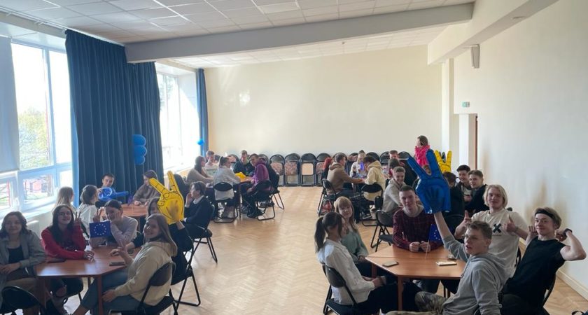Realizēts jauniešu iniciatīvu projekts “Eiropa ienāk skolā”!