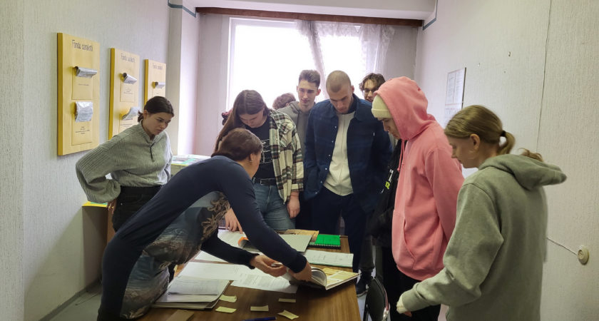 Karjeras izglītības ietvaros Austrumlatvijas Tehnoloģiju vidusskolas skolēni apmeklēja Rēzeknes Zonālo valsts arhīvu