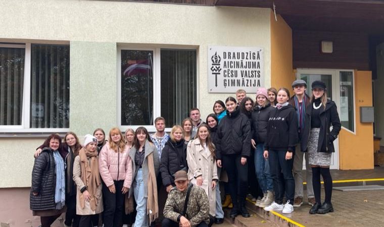 Skolēnu Parlamenta pieredzes brauciens uz Cēsīm projekta “Kontakts” ietvaros