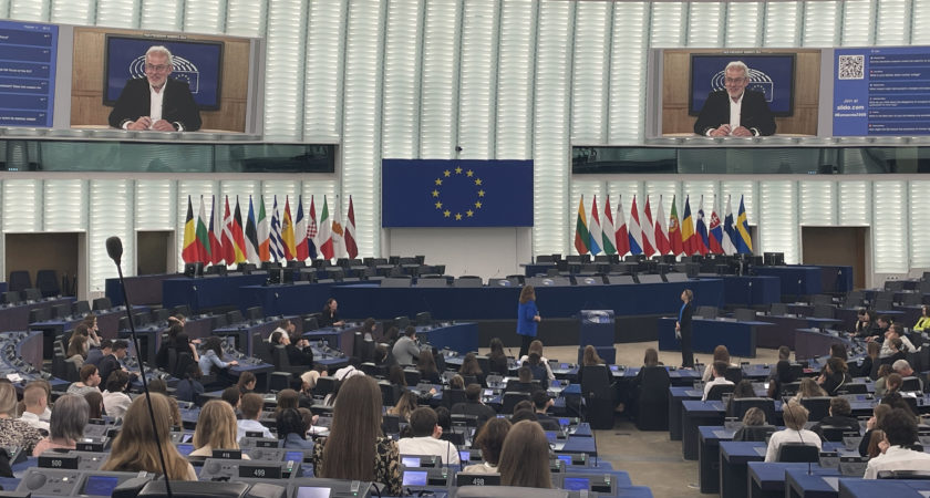 Eiropas Parlamenta Vēstnieku skolas no Latgales piedalās “EUROSCOLA 2023” pasākumā Strasbūrā