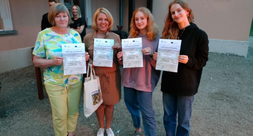 ATV skolēni un skolotāji dodas Erasmus+ “Back to Green” projekta pirmajā mobilitāte Polijā