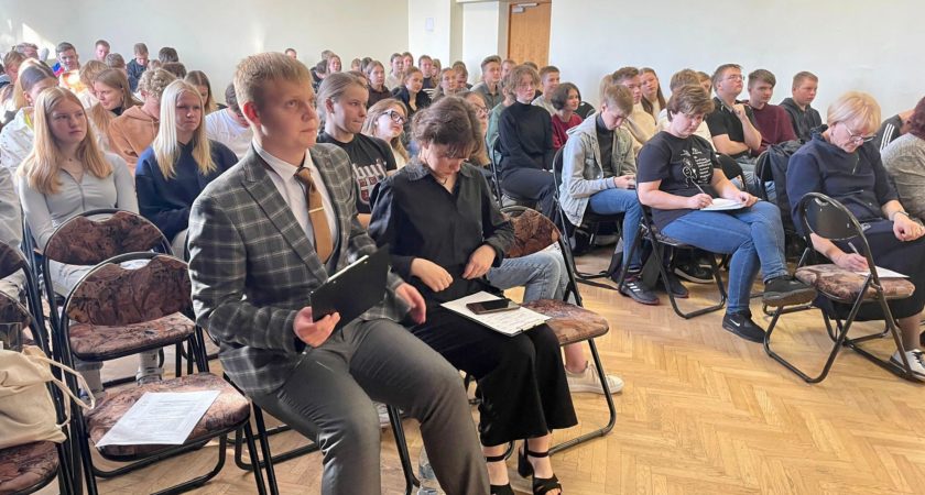 Demokrātiņi  izzina Eiropu!