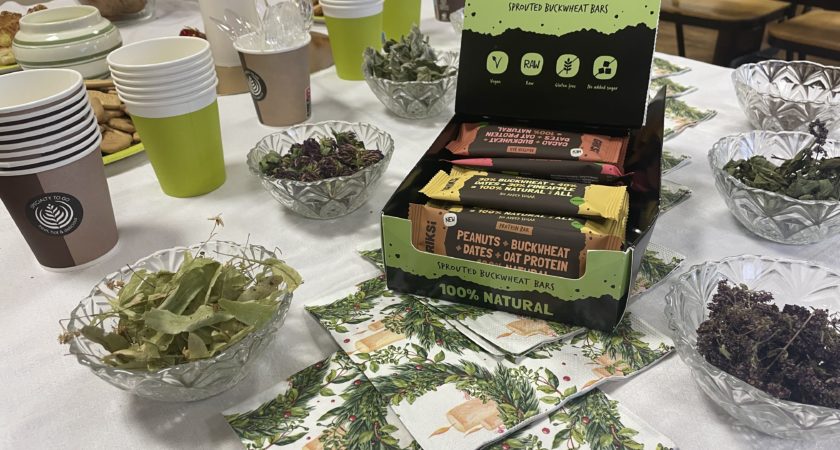 Iepazīsti ārstniecības augus kopā ar ATV vides klubiņa ”Herbal club” dalībniekiem