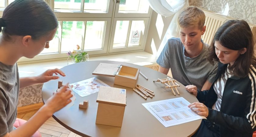 Mācību gada noslēgums Lūznavas muižā ar “Latvijas Skolas somu”