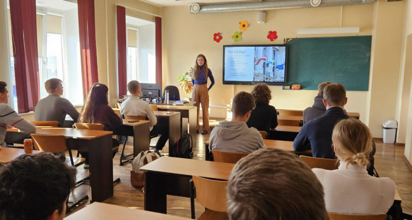 Tikšanās ar Rīgas Ekonomikas augstskolas studentu vēstnesi